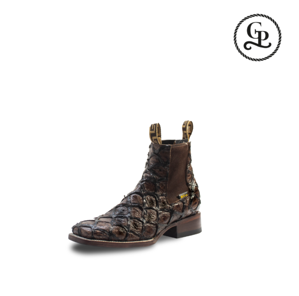 Botín vaquero horma bulldog piel grabada pescado color café